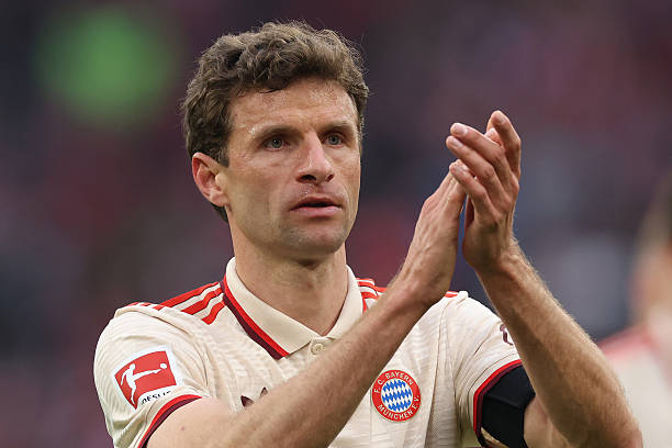 Bayern Munich: Thế hệ kế thừa tỏa sáng, Hùm xám vẫn gầm thét mùa 2025-2026