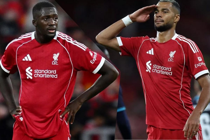 Gakpo và hàng thủ Liverpool